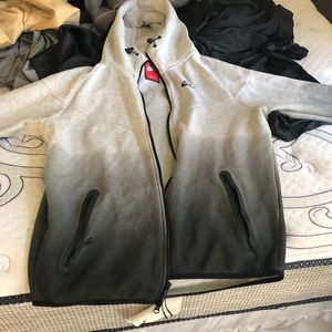 Nike tech sweater